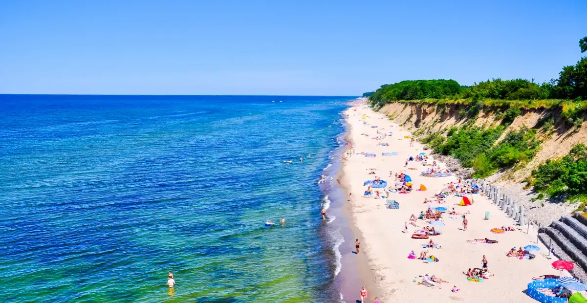 Czysta woda w Bałtyku gdzie ją znaleźć i które plaże są najlepsze
