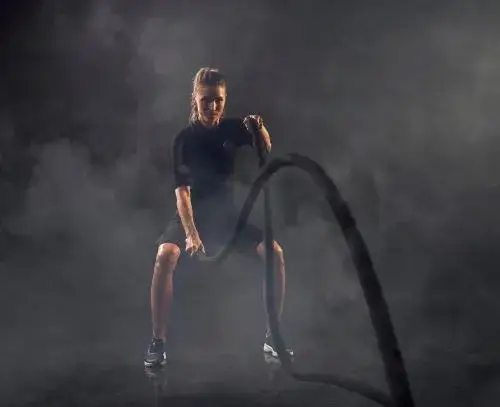 Trening EMS ile można schudnąć? Zaskakujące wyniki i efekty