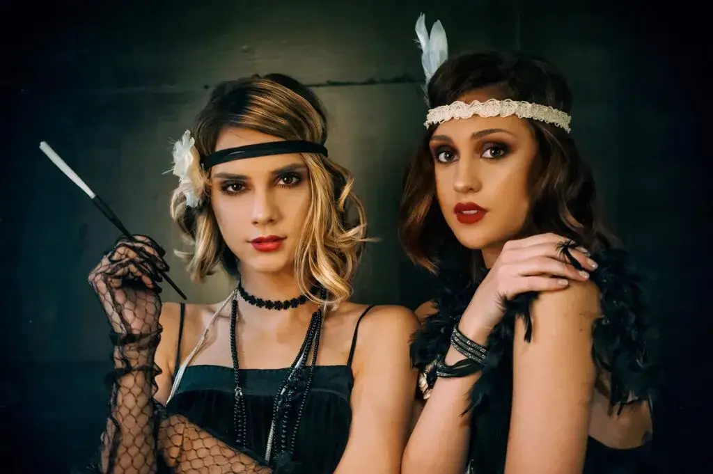 Stylizacje damskie z lat 20: Odkryj wyjątkowy styl i elegancję