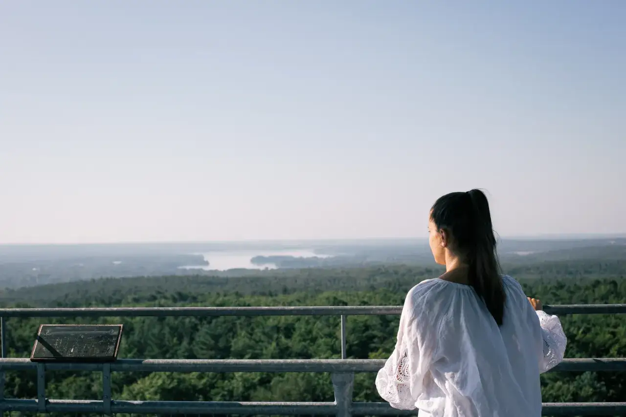 Aussichtsturm Rauener Berge: Ihr Guide für den perfekten Ausflug