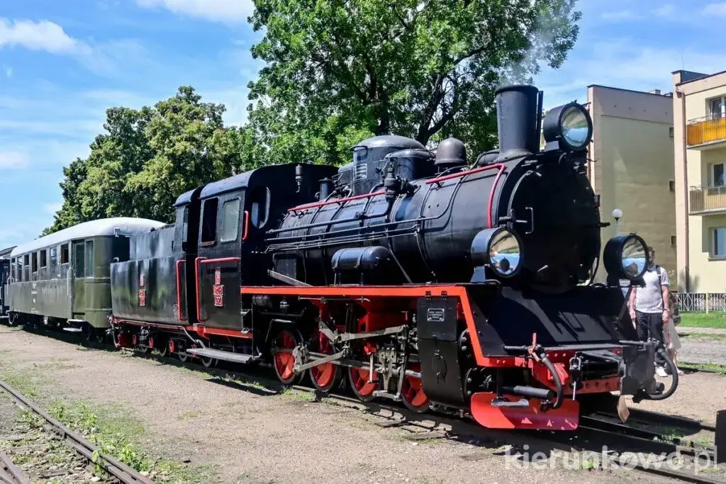 Średzka Kolej Powiatowa: Skansen i parowa podróż w czasie