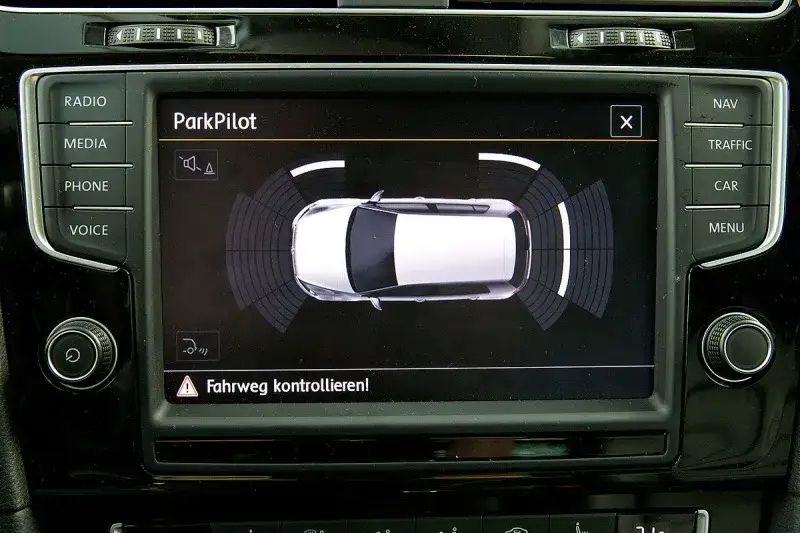 Jak sprawdzić czujnik parkowania multimetrem i uniknąć kosztownych napraw