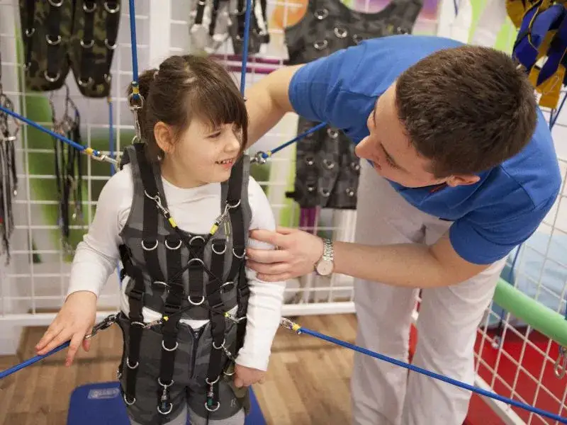 Kombinezon Dunag: Gdzie kupić? Oficjalne sklepy i najlepsze okazje