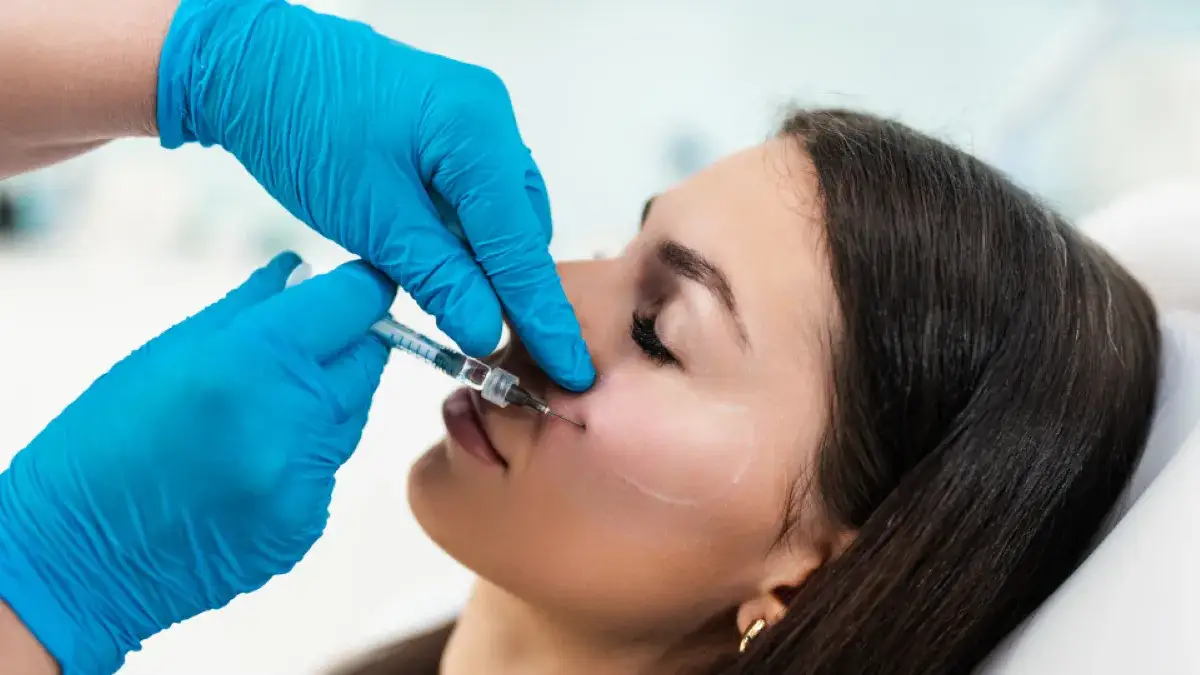 Botoks przed kwasem hialuronowym? Odkryj właściwą kolejność!