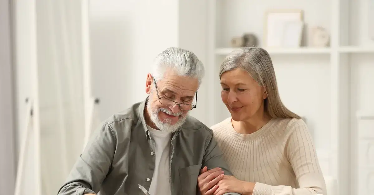 Czy emeryt może być opiekunem osoby niepełnosprawnej bez utraty emerytury?