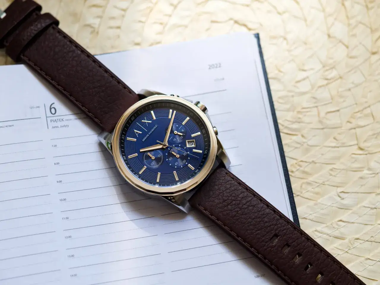 Zegarek męski Armani podróbka – jak uniknąć oszustwa i rozpoznać fałszywki