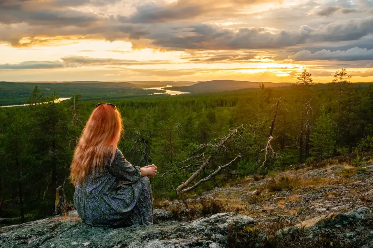 Laponia atrakcje: odkryj niezapomniane miejsca na każdą porę roku