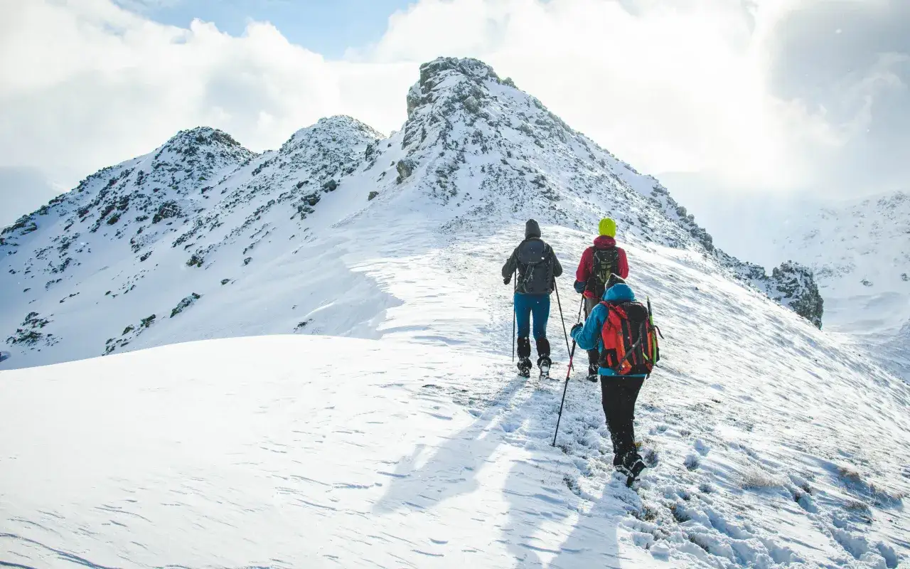 Starorobociański Wierch: Szlaki, porady i zimowe wyzwania. Czy dasz radę?