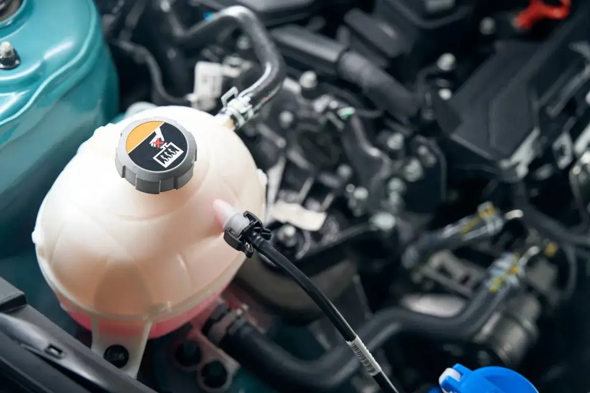 Diesel: Płyn chłodniczy jak wybrać i nie zniszczyć silnika?