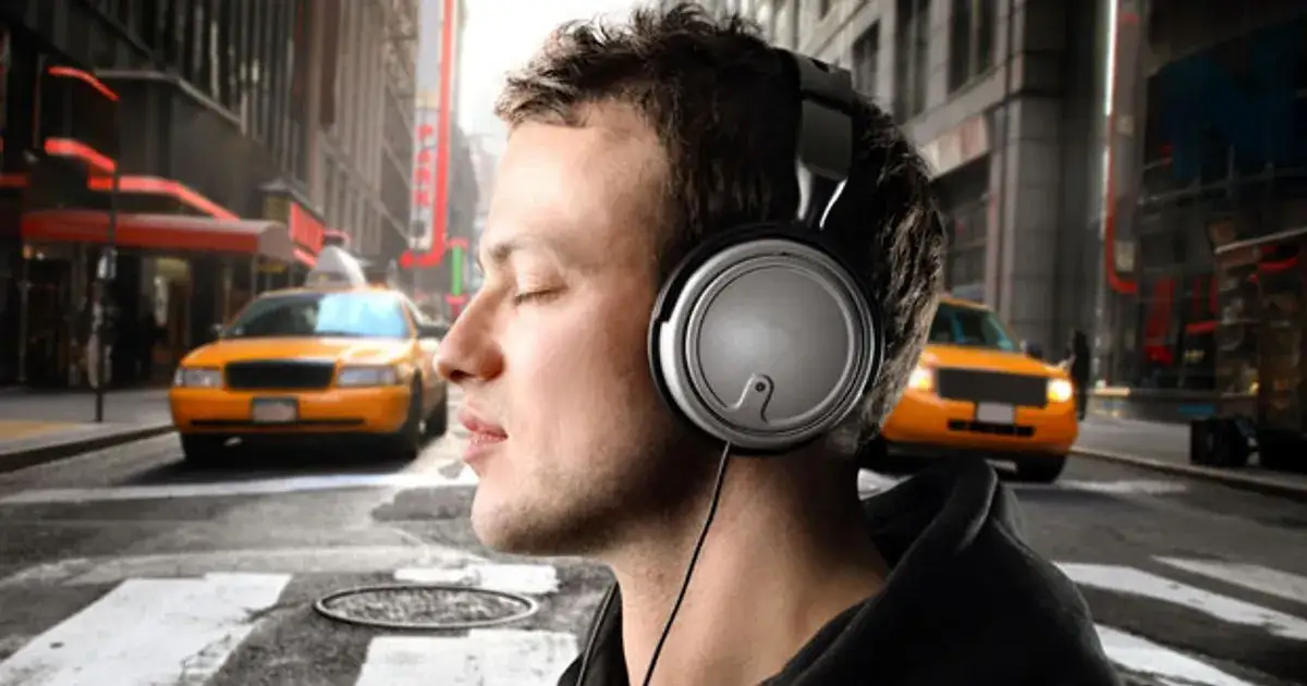 SoundCloud – co to jest i jak wpływa na artystów muzycznych?