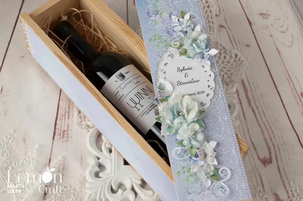 Jak zapakować wino na ślub? 10+ pomysłów na prezent z klasą!