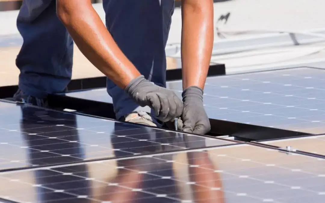 Jak dobrać panele fotowoltaiczne do inwertera? Poradnik eksperta