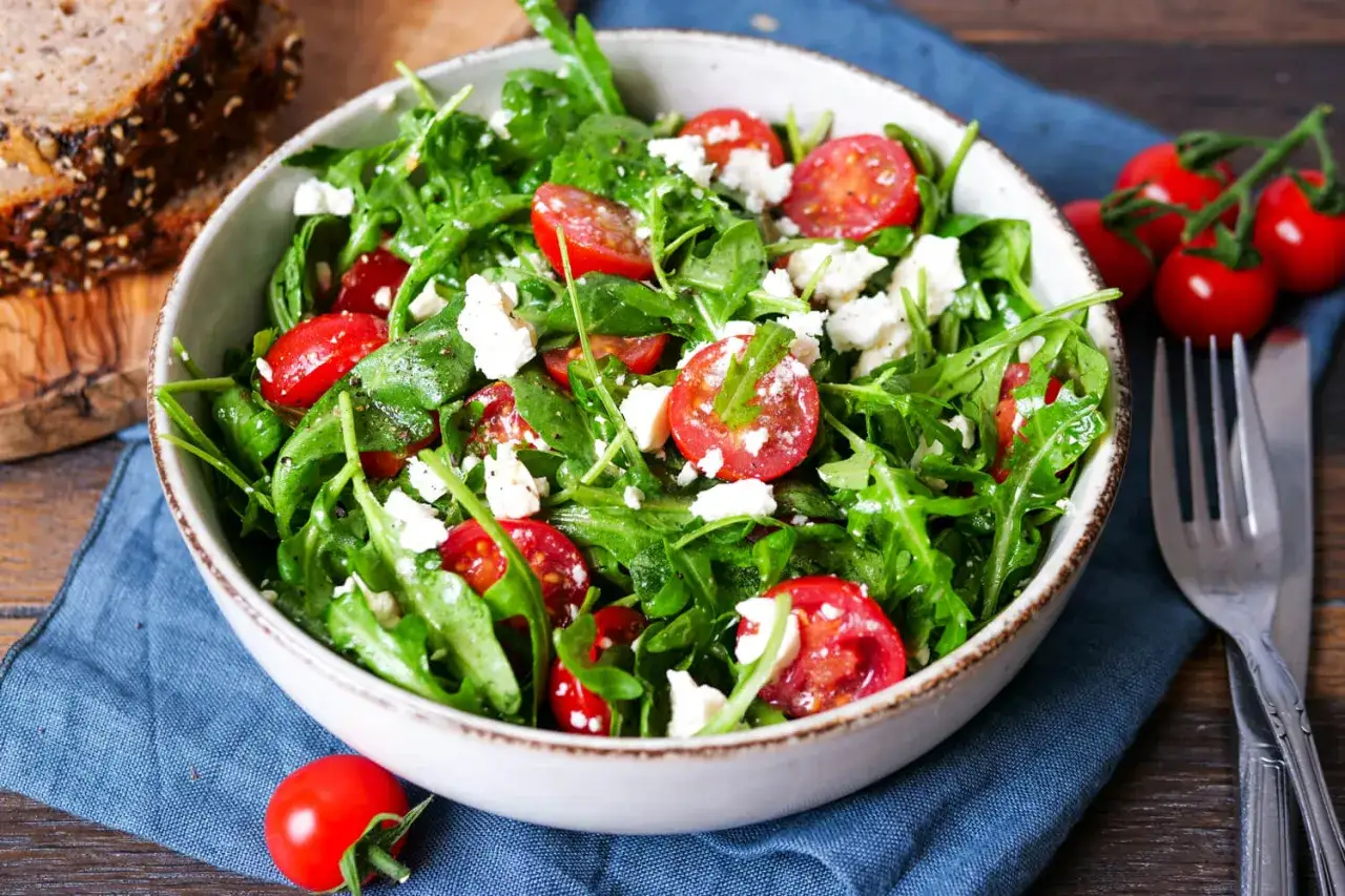 Rucola-Salate: Einfache Rezepte & Tipps für perfekten Genuss