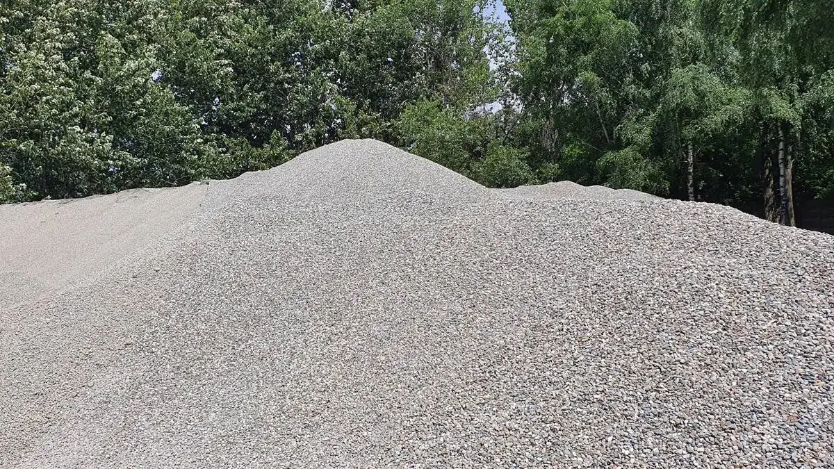 Ile waży m³ żwiru 8-16 mm? Konkretne dane i obliczenia dla budowy