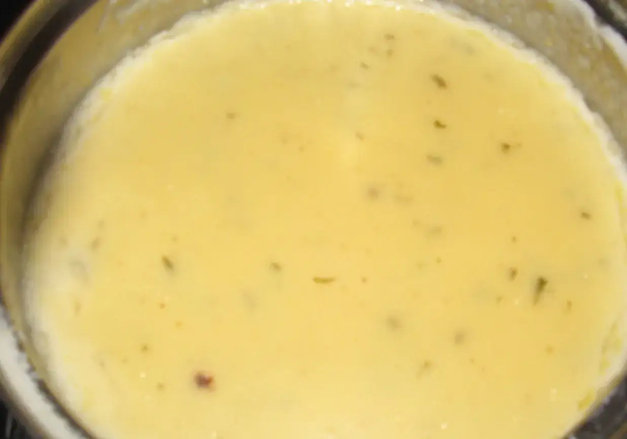 Jak zrobić biały sos do ryżu, który zachwyci Twoich gości