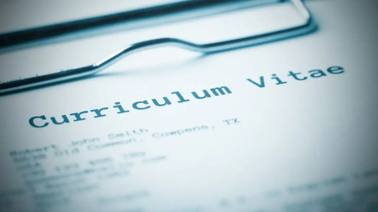 Jaki rozmiar czcionki do CV, aby uniknąć błędów i zyskać uwagę rekrutera