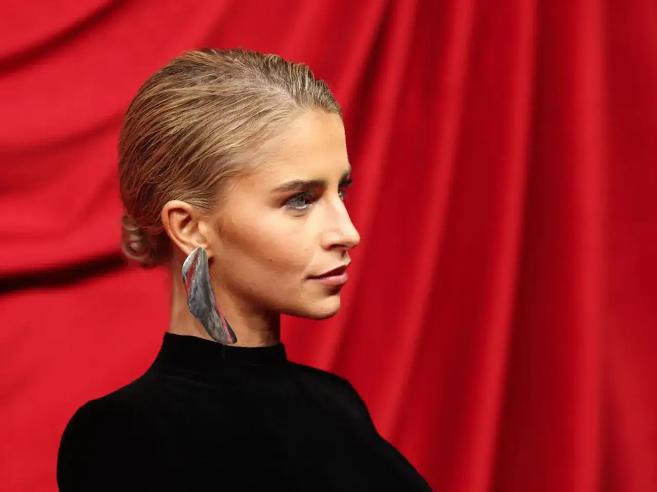 Kurze Haare? Traumhafte Steckfrisuren für jeden Anlass!