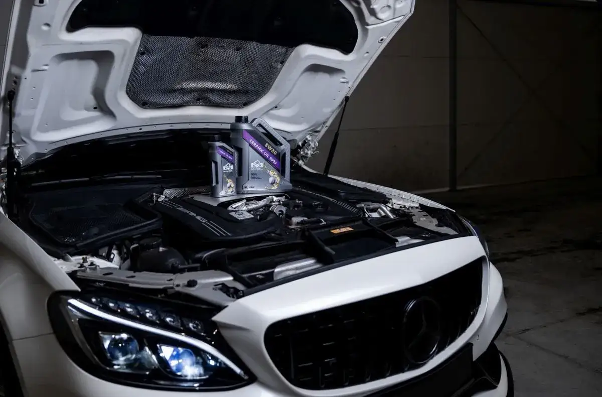 Kiedy wymiana oleju w nowym samochodzie - uniknij kosztownych błędów