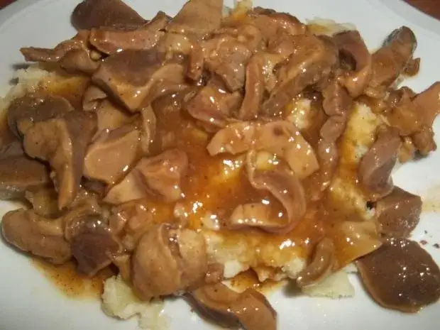 Jak zrobić żołądki drobiowe - tradycyjny przepis na pyszne danie