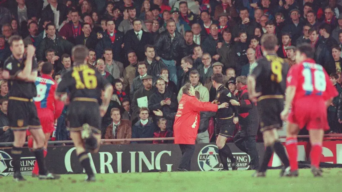 Cantona kick: Najsłynniejszy faul w historii futbolu?