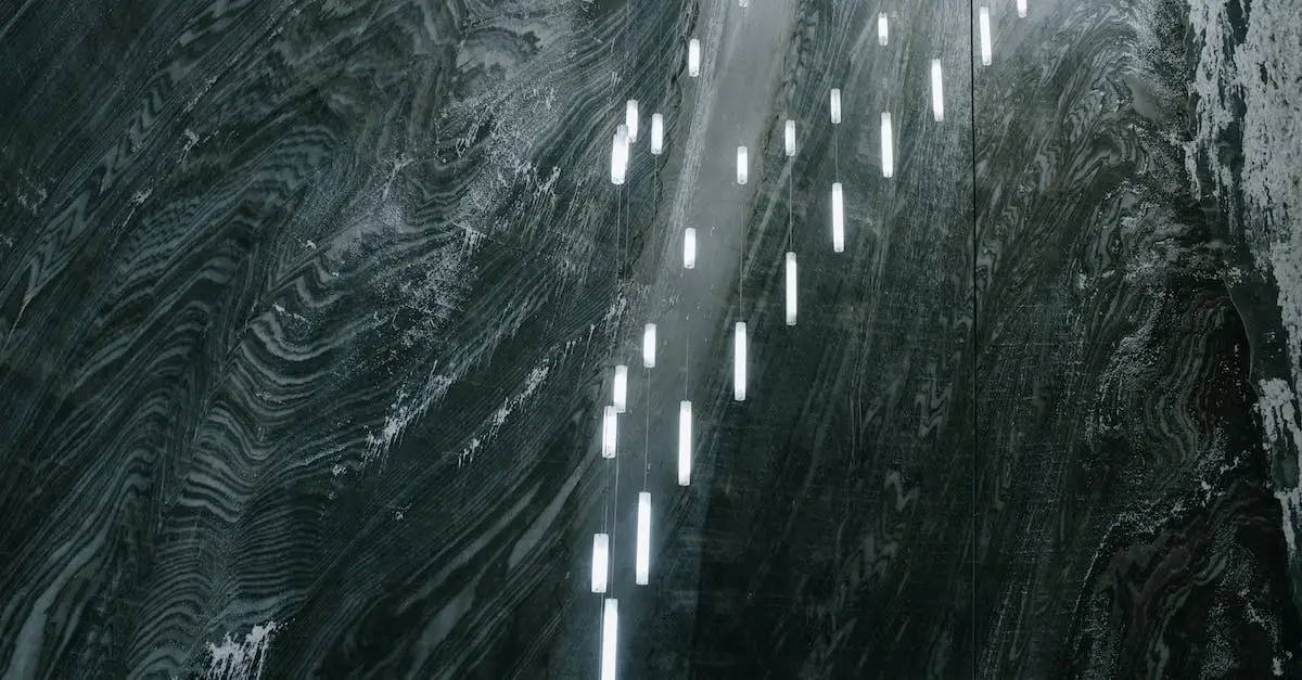 Odwiedź Jaskinię Niedźwiedzią w Kletnie - najstarszą udostępnioną jaskinię