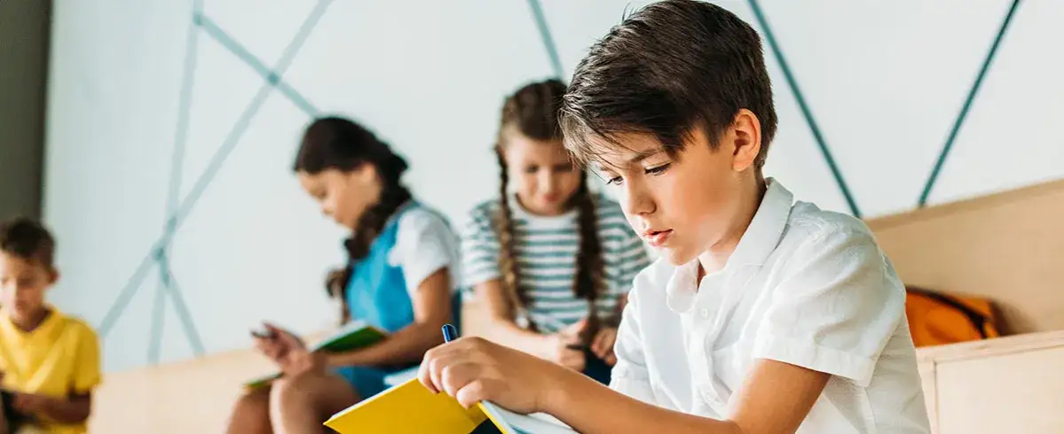 Co to jest dysleksja i dysgrafia? Objawy, przyczyny i różnice