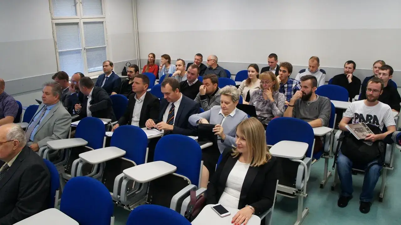 Kiedy konferencja na temat zdalnego nauczania? Nie przegap ważnych dat!