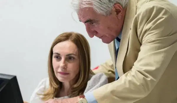 Quién es el director del Plural y qué cambios ha traído al medio