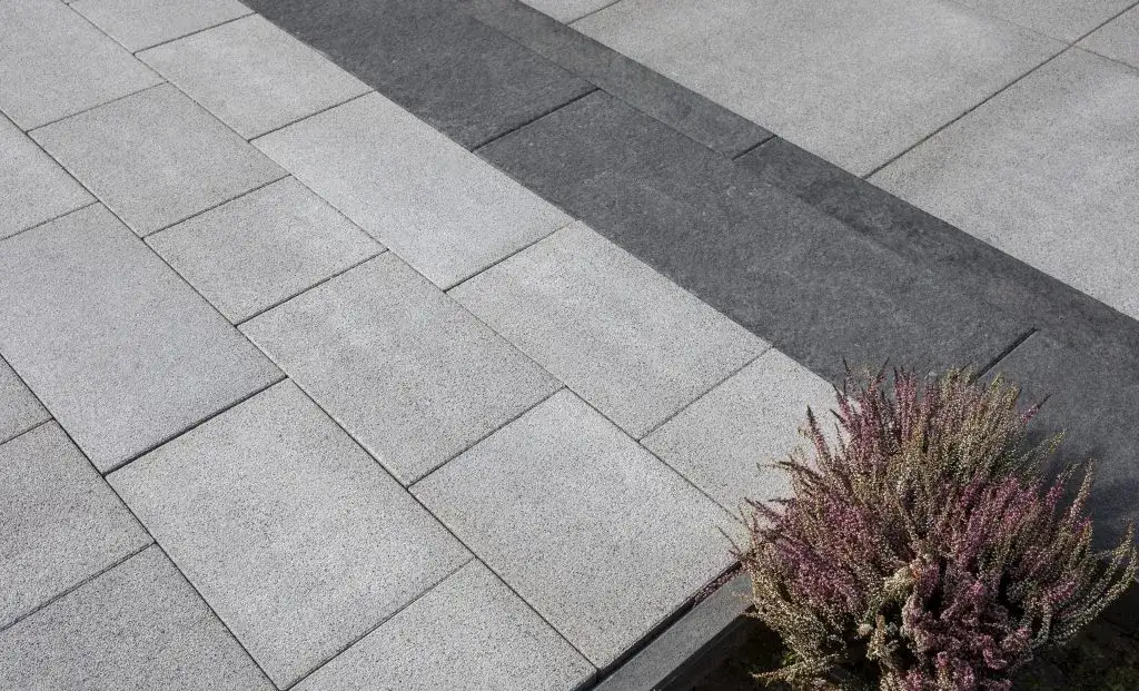 Ile kosztuje kostka brukowa? Ceny, które mogą Cię zaskoczyć