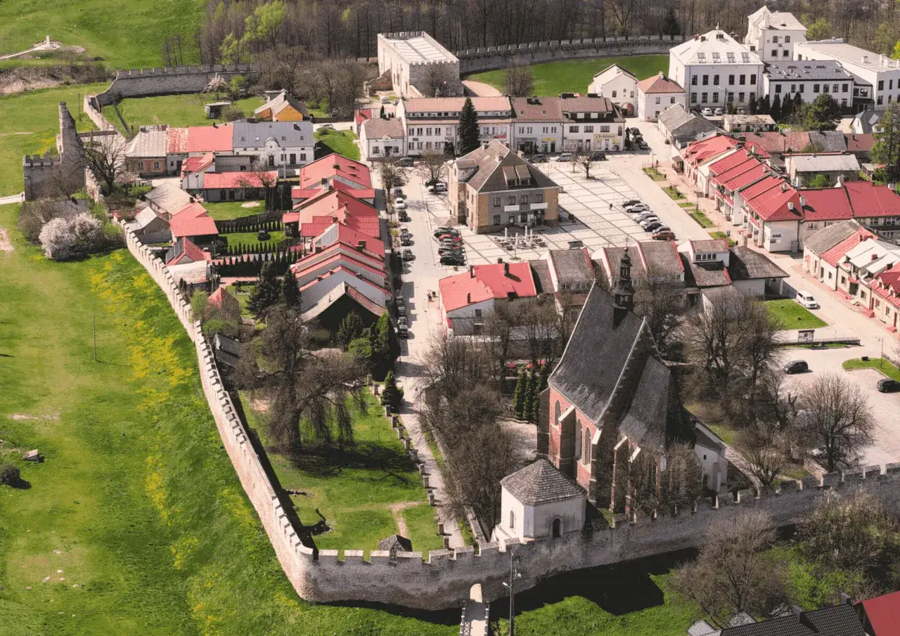 Nowa Wieś Śląska - Odkryj historię, atrakcje i życie codzienne