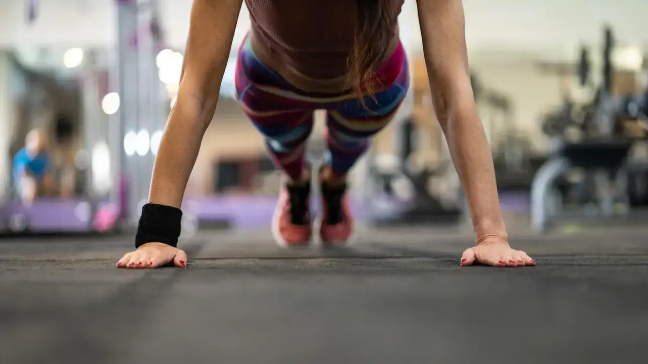 20-minutowy trening: Czy to wystarczy, by zmienić Twoje ciało?