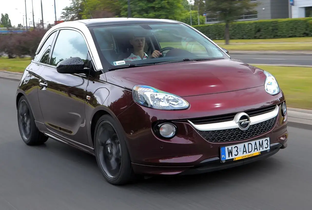 Opel Adam używany - Czy warto kupić? Poradnik kupującego