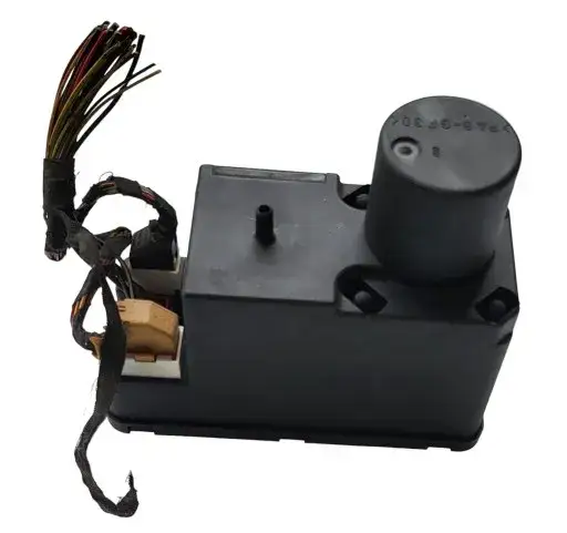 Gdzie jest pompka centralnego zamka Audi A4 B5? Oto kluczowe informacje