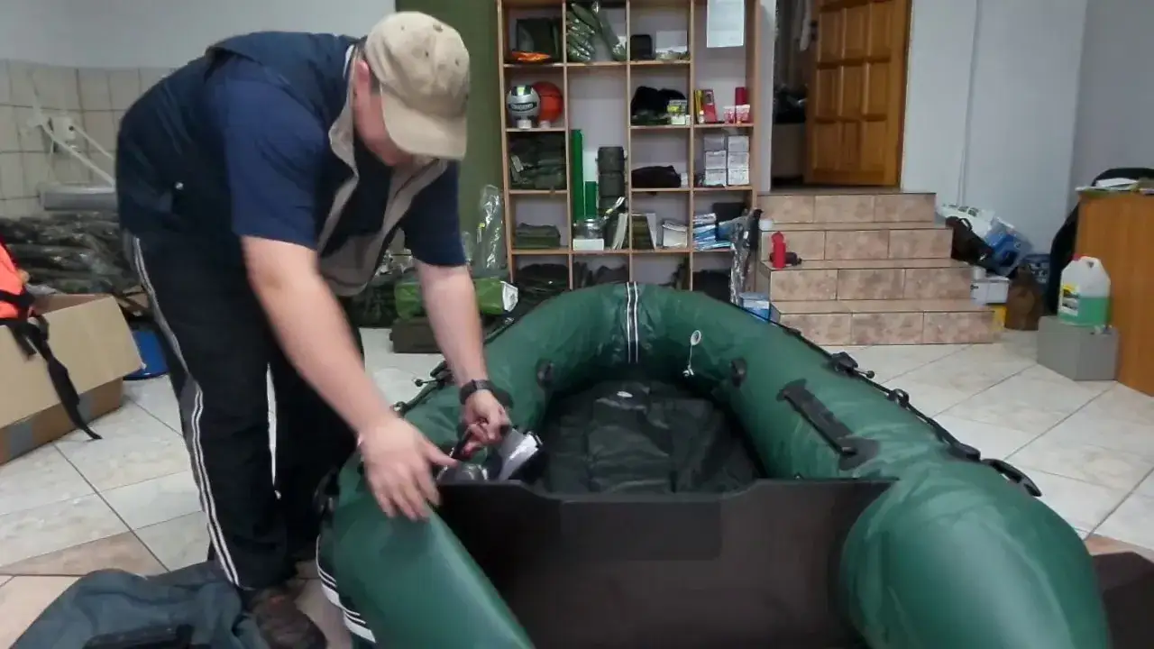 Jak zrobić podłogę do pontonu - proste sposoby na trwałe rozwiązania