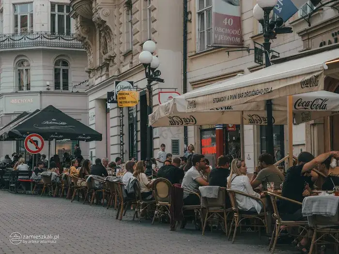 Gdzie zjeść w Brnie? Najlepsze restauracje i lokalne smaki