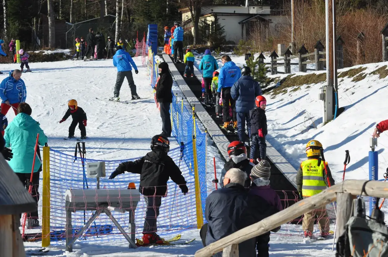Gdzie na narty z dziećmi w Polsce? Ranking TOP ośrodków 2026