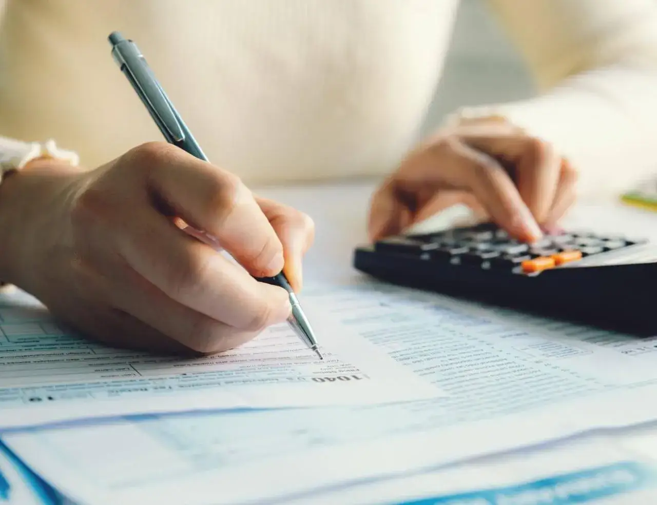 Ile zwrotu podatku umowa zlecenie? Sprawdź, ile możesz odzyskać