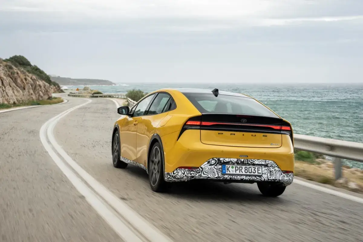 Ile kosztuje nowy Prius? Ceny i wyposażenie, które warto znać