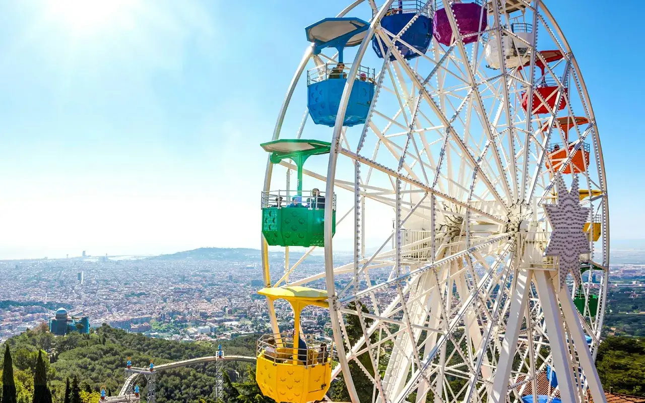 Tibidabo: Planifica tu visita perfecta. Horarios, entradas y más