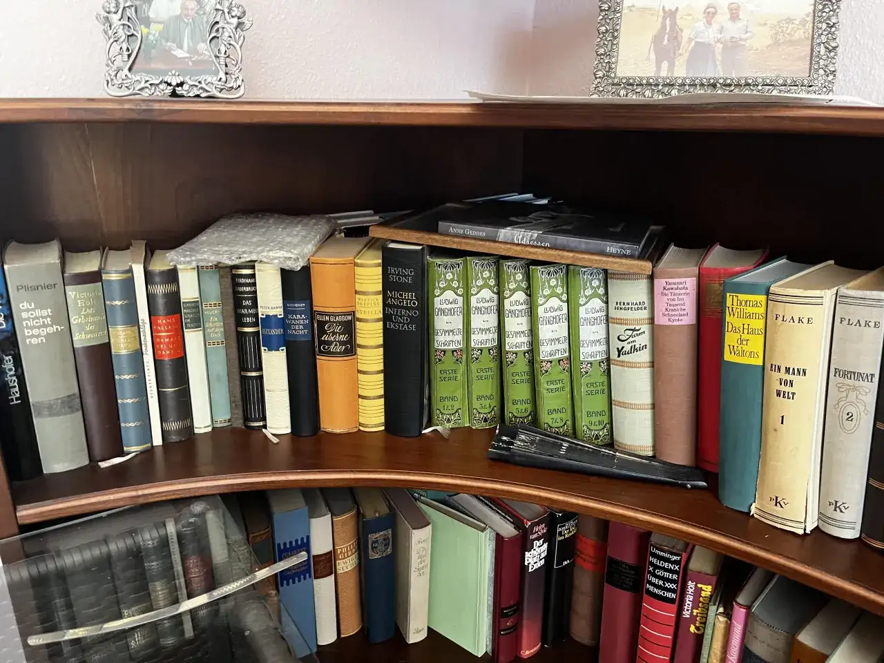 Gdzie sprzedać książki? Zarób więcej! Skupy, OLX, antykwariaty.