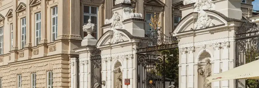 Uniwersytet Warszawski koronawirus: Jak zmiany wpływają na studia?