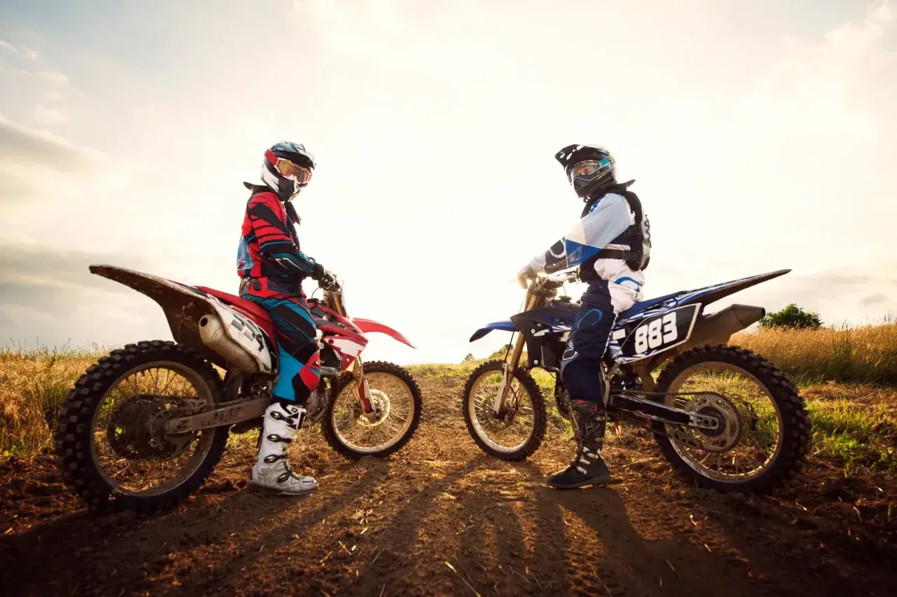 Czy na enduro trzeba mieć prawo jazdy? Oto co musisz wiedzieć