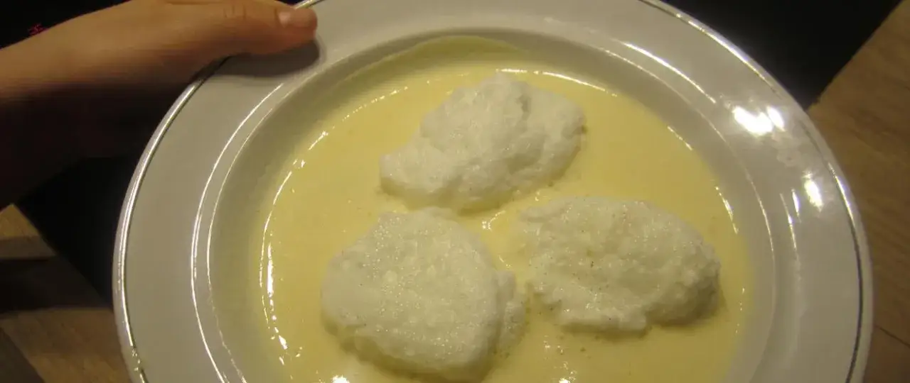 Zupa nic co to? Odkryj jej tajemnice i wyjątkowy smak w polskiej kuchni