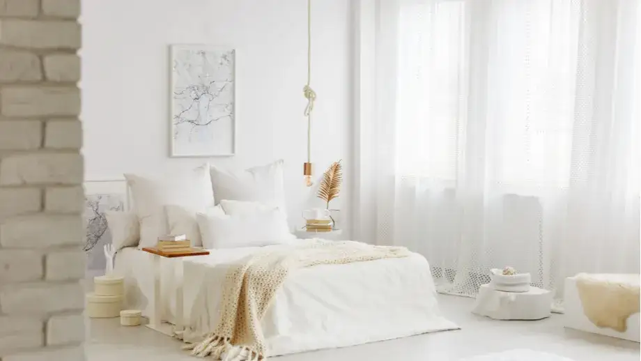 Jakie firanki do sypialni? 8 porad na idealny wybór i aranżację