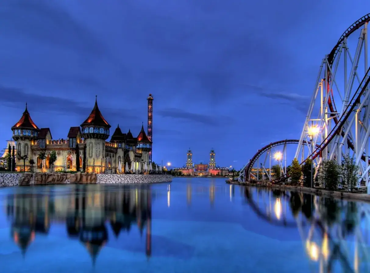 Rainbow MagicLand: attrazioni, spettacoli e come saltare le code