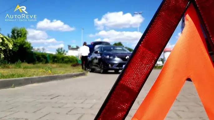 Opel Combo: Jak wyjąć koło zapasowe? Instrukcja krok po kroku