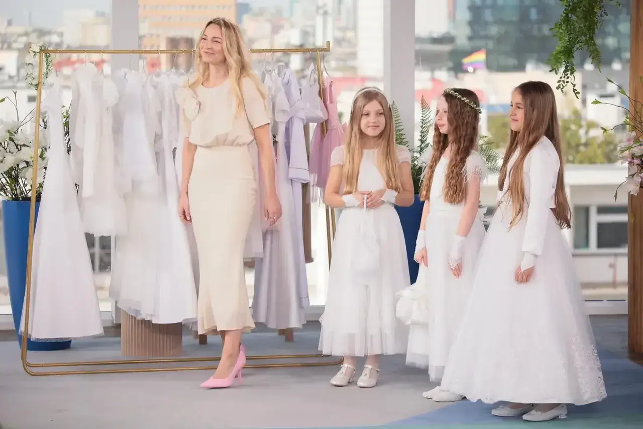 Jakie są modne sukienki na komunię? Oto najnowsze trendy i style