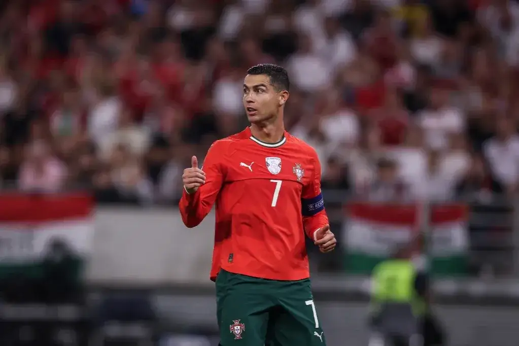Cristiano Ronaldo statystyki: zaskakujące osiągnięcia i wyniki meczów