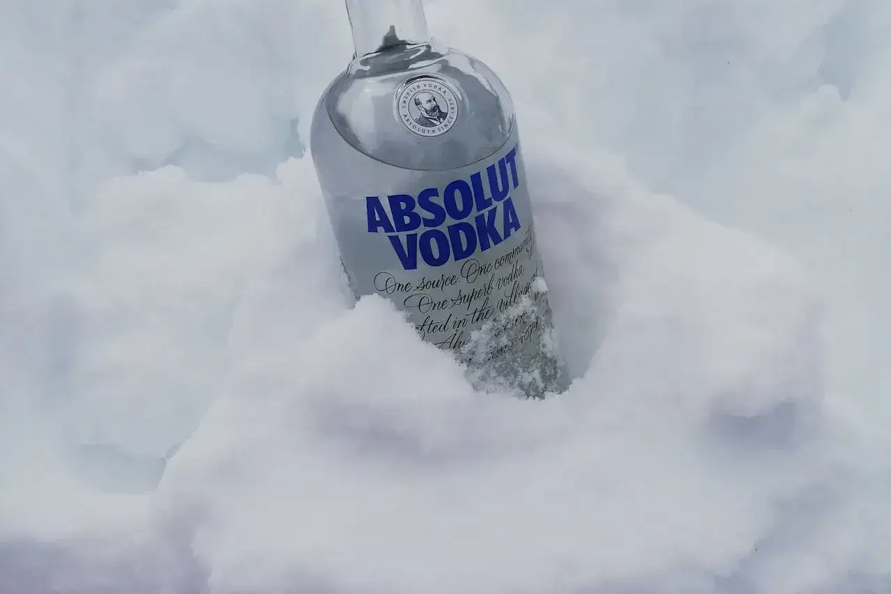 Jak liczyć wódkę na wesele? Praktyczny poradnik bez stresu!