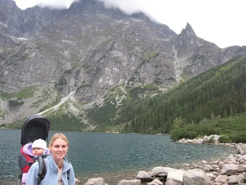 Spokojne wakacje z niemowlakiem w Polsce. Bezpieczne i przyjazne miejsca dla rodzin